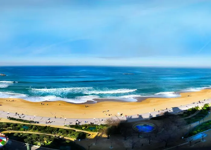 Victoria Surf 比亚里茨